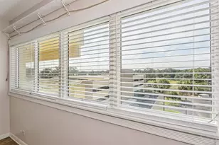 825 Bayshore Dr, Pensacola, FL 32507 - Photo 14