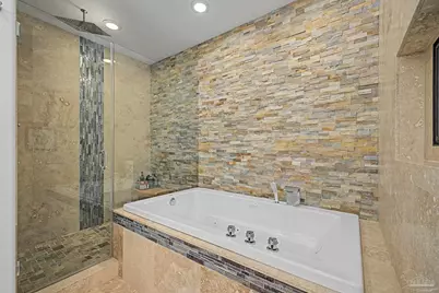 888 Sound Harbor Cir, Gulf Breeze, FL 32563 - Photo 20
