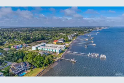 888 Sound Harbor Cir, Gulf Breeze, FL 32563 - Photo 60