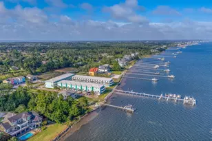 888 Sound Harbor Cir, Gulf Breeze, FL 32563 - Photo 60