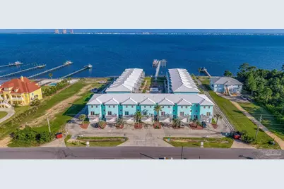 888 Sound Harbor Cir, Gulf Breeze, FL 32563 - Photo 1