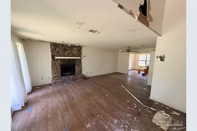 834 Fleming Ct, Pensacola, FL 32514 - Photo 2