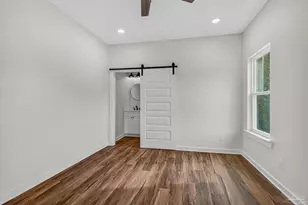 1106 N E St, Pensacola, FL 32501 - Photo 34