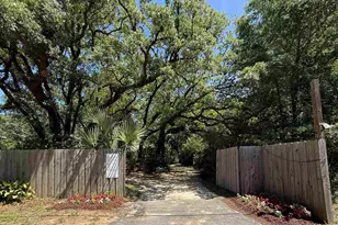 12480 Lillian Hwy, Pensacola, FL 32506 - Photo 2