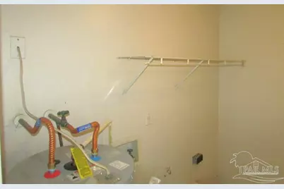 7135 Pearson Rd #7, Pensacola, FL 32526 - Photo 16