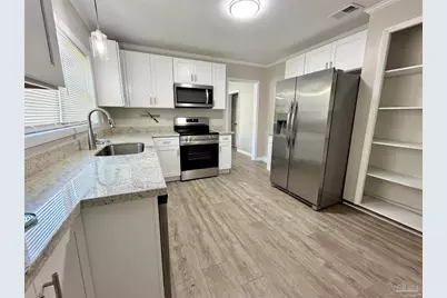 1422 N 61st Ave, Pensacola, FL 32506 - Photo 4