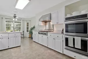 10686 Hatcher St, Milton, FL 32583 - Photo 14