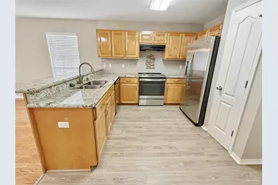 2121 Pin High Dr, Pensacola, FL 32526 - Photo 6