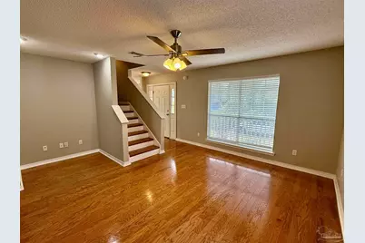2121 Pin High Dr, Pensacola, FL 32526 - Photo 4