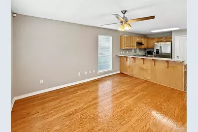 2121 Pin High Dr, Pensacola, FL 32526 - Photo 2