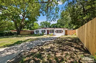 9 Edgemont Dr, Pensacola, FL 32506 - Photo 2