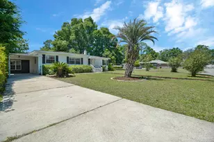 1701 Anderson St, Pensacola, FL 32503 - Photo 6