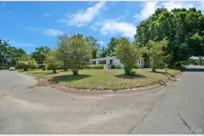 1701 Anderson St, Pensacola, FL 32503 - Photo 4