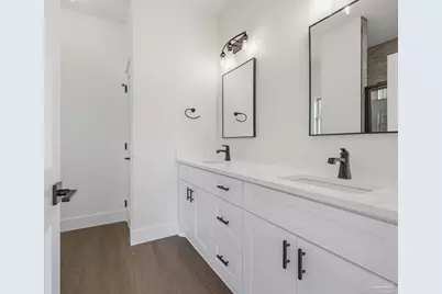 5724 Riviera Dr, Milton, FL 32583 - Photo 26