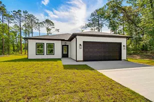 5724 Riviera Dr, Milton, FL 32583 - Photo 1