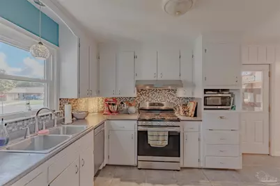 5806 Kendall Ave, Pensacola, FL 32506 - Photo 12
