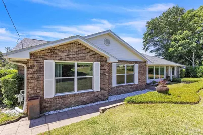 209 Shoreline Dr, Gulf Breeze, FL 32561 - Photo 34