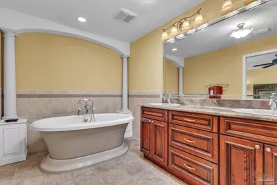 209 Shoreline Dr, Gulf Breeze, FL 32561 - Photo 22