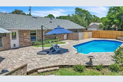 209 Shoreline Dr, Gulf Breeze, FL 32561 - Photo 30