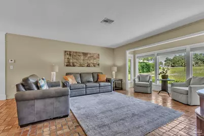 209 Shoreline Dr, Gulf Breeze, FL 32561 - Photo 6