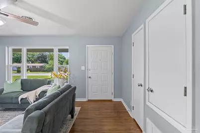 100 S Savannah St, Pensacola, FL 32503 - Photo 12