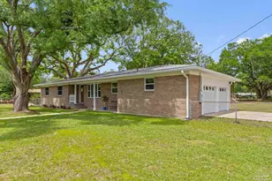 100 S Savannah St, Pensacola, FL 32503 - Photo 36