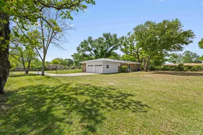 100 S Savannah St, Pensacola, FL 32503 - Photo 40