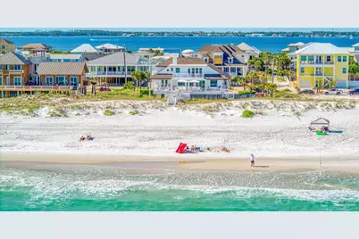 1304 Ariola Dr, Pensacola Beach, FL 32561 - Photo 10