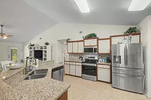 1792 Twin Pine Blvd, Gulf Breeze, FL 32563 - Photo 18