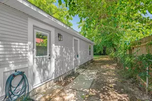 1802 W Godfrey St, Pensacola, FL 32501 - Photo 34