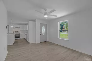 1802 W Godfrey St, Pensacola, FL 32501 - Photo 4