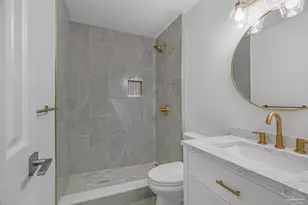 1802 W Godfrey St, Pensacola, FL 32501 - Photo 18