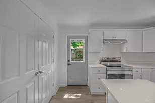 1802 W Godfrey St, Pensacola, FL 32501 - Photo 12