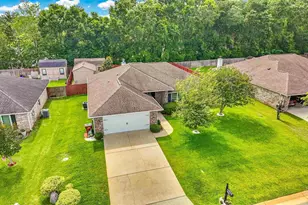 6097 Autumn Pines Cir, Pace, FL 32571 - Photo 2