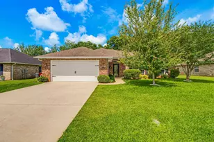 6097 Autumn Pines Cir, Pace, FL 32571 - Photo 4