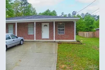 6845 Roundup Ln, Milton, FL 32570 - Photo 1