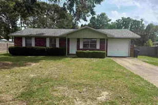 321 Forest Hills Dr, Pensacola, FL 32533 - Photo 1