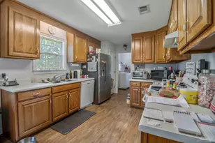 1450 Country Hills Dr, Cantonment, FL 32533 - Photo 2