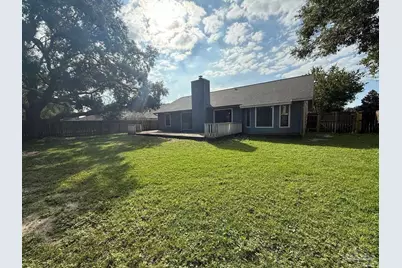 3872 Mariners Dr, Gulf Breeze, FL 32563 - Photo 20
