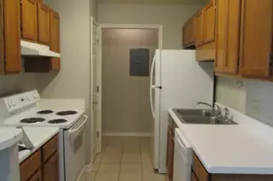 2303 W Michigan Ave, Pensacola, FL 32526 - Photo 4