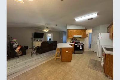 5848 Pebble Ridge Dr, Milton, FL 32583 - Photo 4