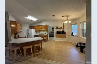 5848 Pebble Ridge Dr, Milton, FL 32583 - Photo 2