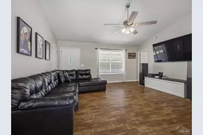 5412 Brandon Dr, Milton, FL 32570 - Photo 4