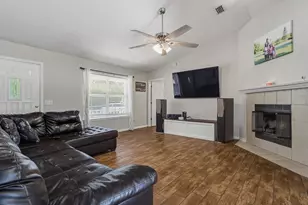 5412 Brandon Dr, Milton, FL 32570 - Photo 6