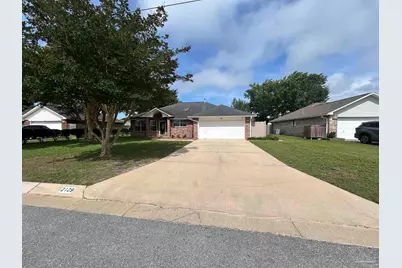 2129 Coral Creek Dr, Pensacola, FL 32506 - Photo 2