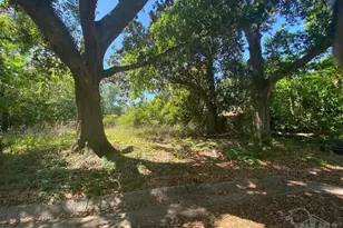 1401 N N St, Pensacola, FL 32501 - Photo 4
