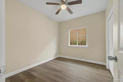 2303 N Spring St, Pensacola, FL 32501 - Photo 12