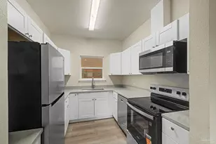 2303 N Spring St, Pensacola, FL 32501 - Photo 8