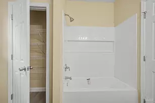 2303 N Spring St, Pensacola, FL 32501 - Photo 22