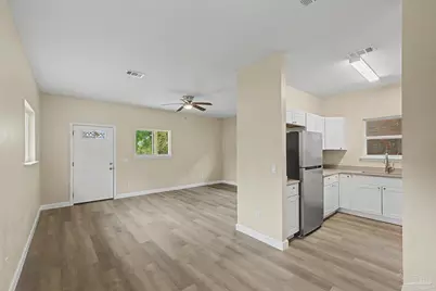 2303 N Spring St, Pensacola, FL 32501 - Photo 6